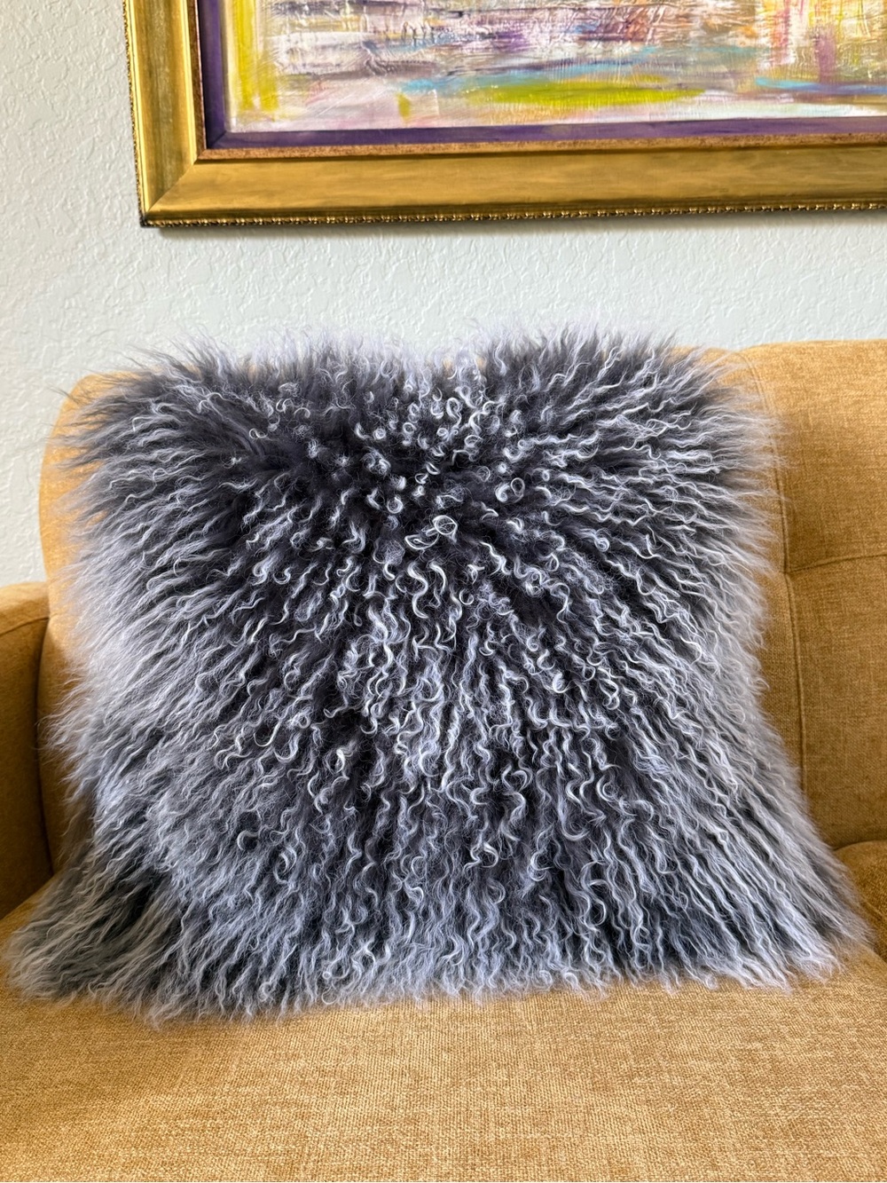 MON CHATEAU LUXURY GRAY TIBETAN LAMB FUR THROW PILLOW 18"×18" like new